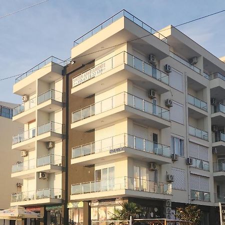 Roxhensi Shëngjin Exterior foto